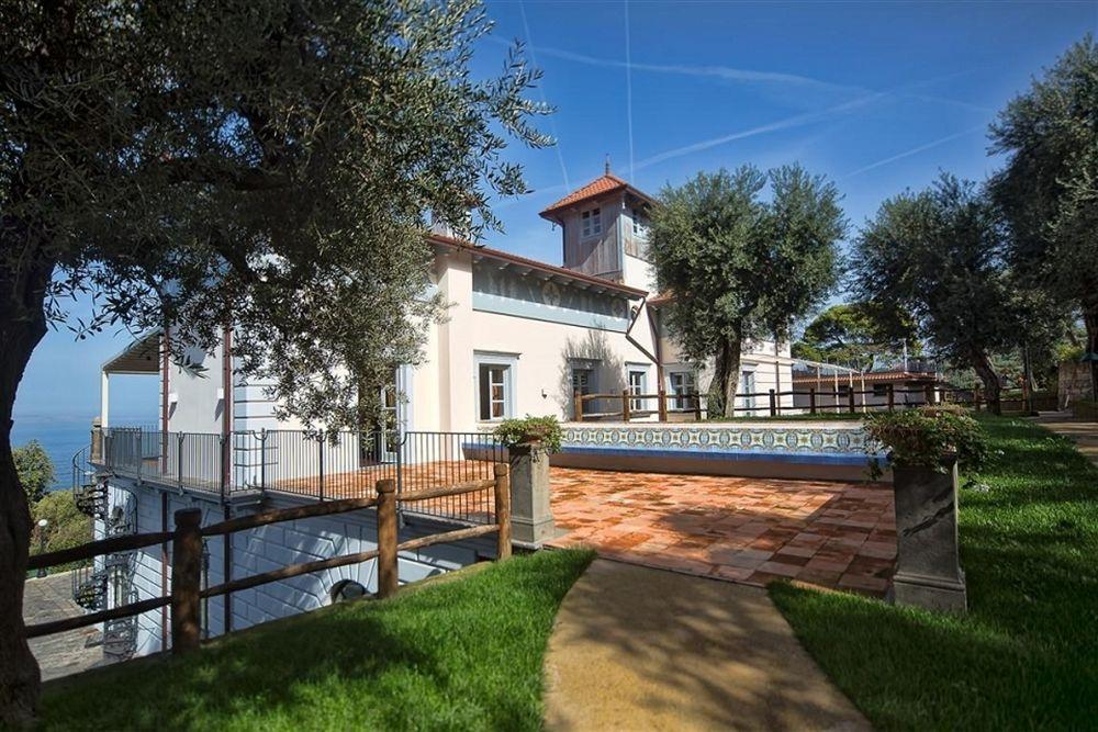 Villa Sabrina Relais Sorrento Exteriör bild