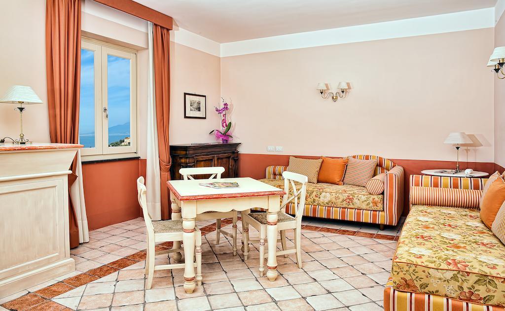 Villa Sabrina Relais Sorrento Rum bild